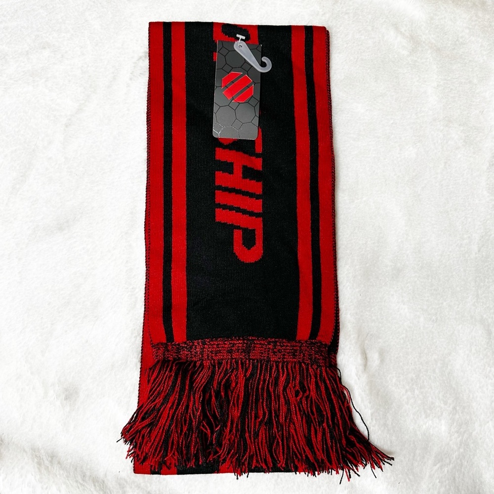 NWT UFC Official Ultimate Fighting Championship Spellout Ratner Muffler Scarf OS